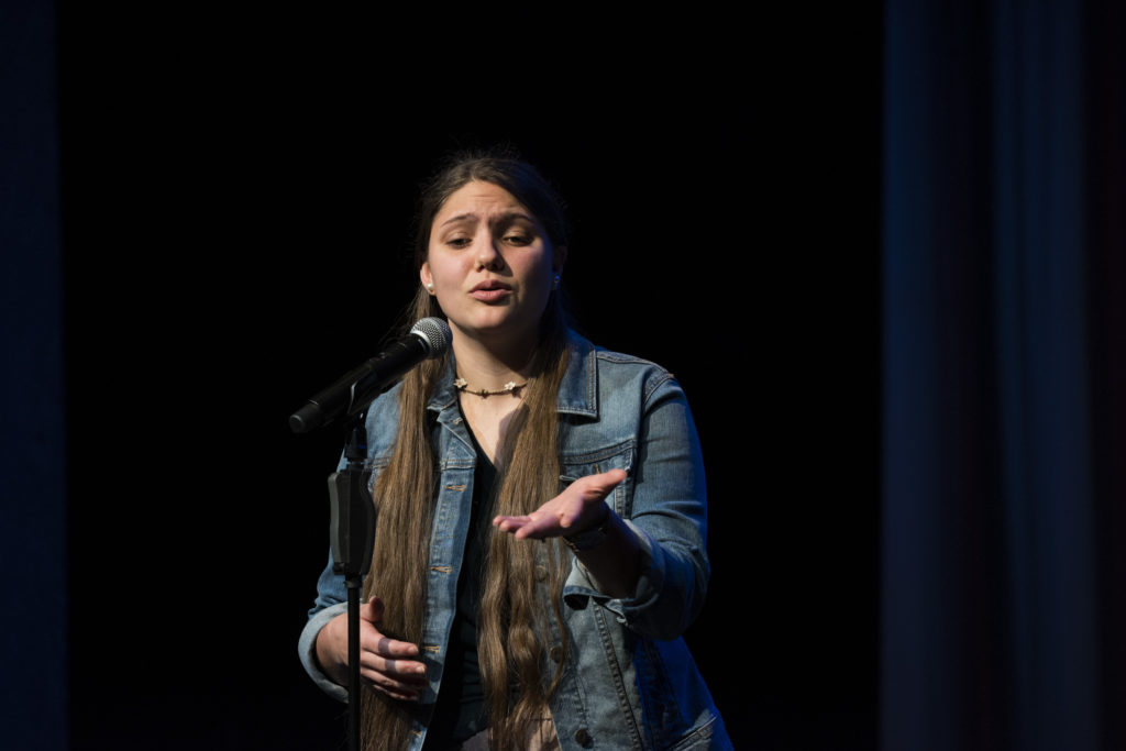 Alyvia Crawley Wins Tennessee 2018 Poetry Out Loud
